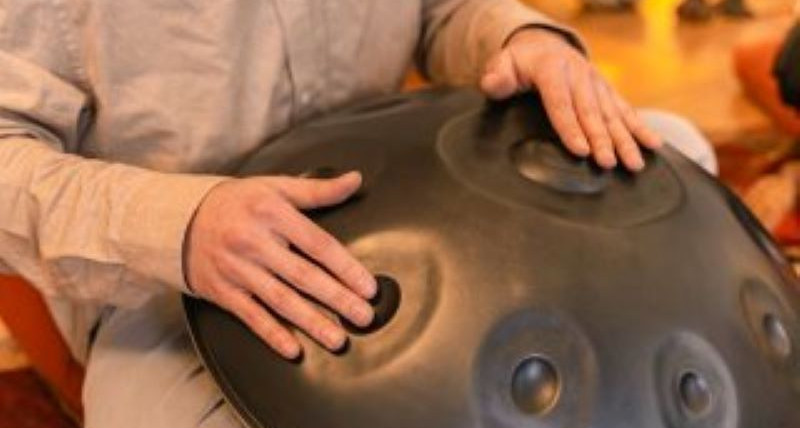 "Handpan experience " warsztaty relaksu i gry na handpanie.
