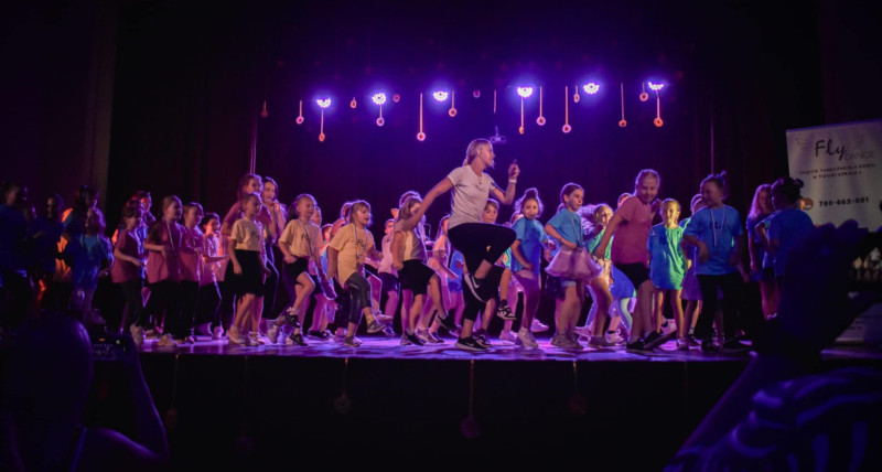 Uroczysty Pokaz Tańca Fly Dance